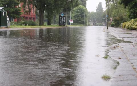 Wateroverlast door stortbuien in Friesland