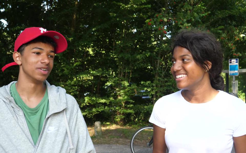 Jongeren vertellen over hun ervaringen op camping Appelhof op Terschelling.