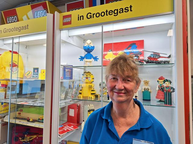 Marianne (74) uit Buitenpost is al tien jaar vrijwilliger in het LEGiO-museum: ‘Hier gebeurt altijd 
