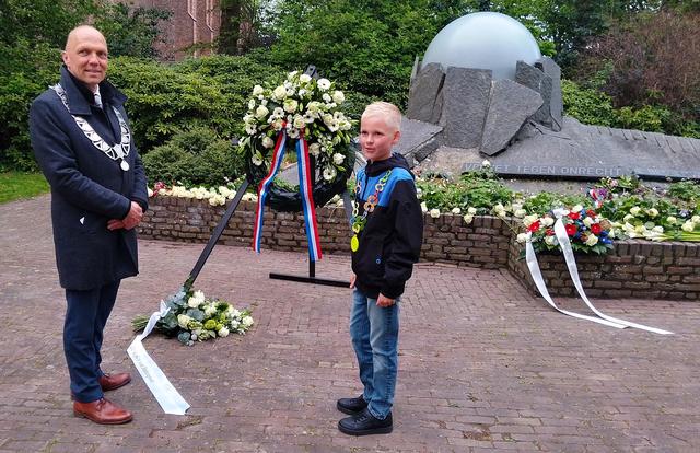 Veel belangstelling voor 4 mei-herdenking in Buitenpost