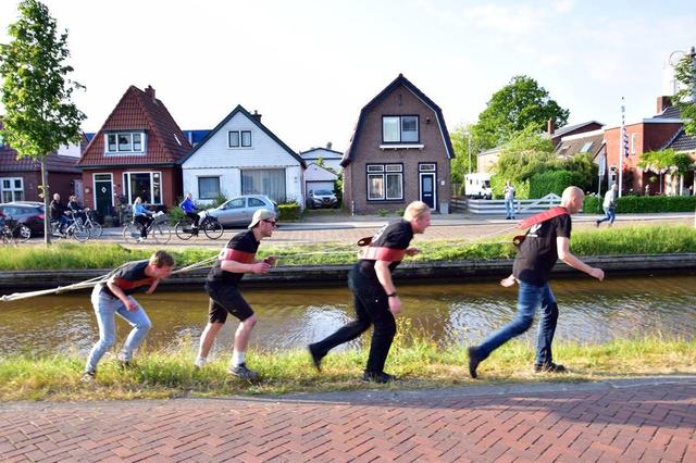 Spectaculaire droneshow in Drachten als afsluiting van lustrumeditie Turfrace