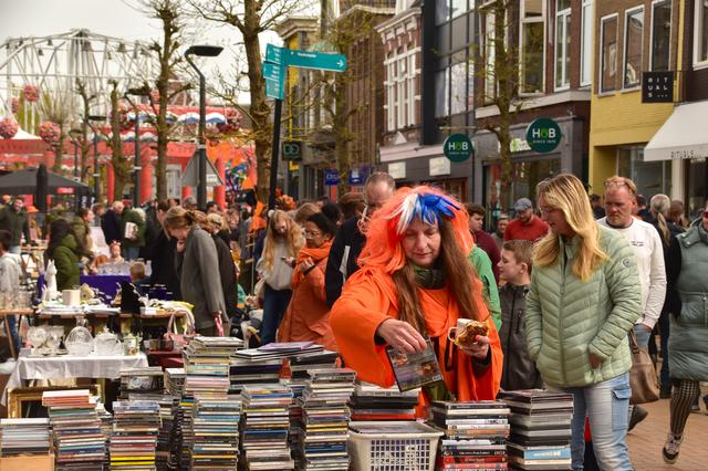 Volop verbondenheid tijdens viering Koningsdag in Drachten